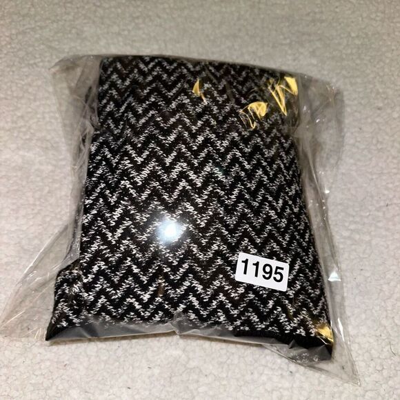 Chicos Women’s Black White Fringe Cardigan Sweater Size 1 (Medium) EUC - Picture 12 of 12